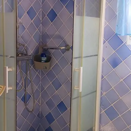 Les Douces Holiday home Regusse